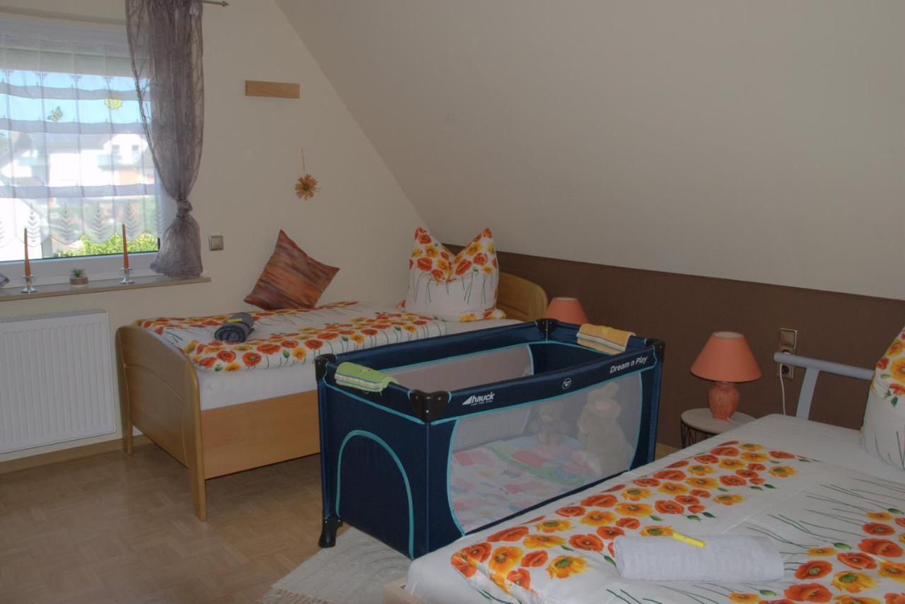 Gabi * Borken (Hessen)